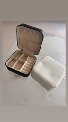 קופסת תכשיטים ניידת